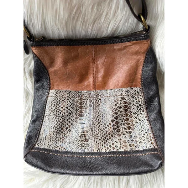 The Sak Leather and Snakeskin Pattern Crossbody Bag - Image 5