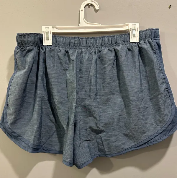 Nike Tempo Dri-Fit Mid-Rise Running Shorts 3” - Image 5