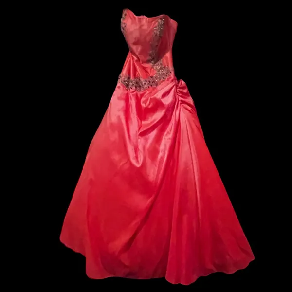 Riva Designs Strapless Beaded Coral Prom Gown NWT Size 6 - Image 6