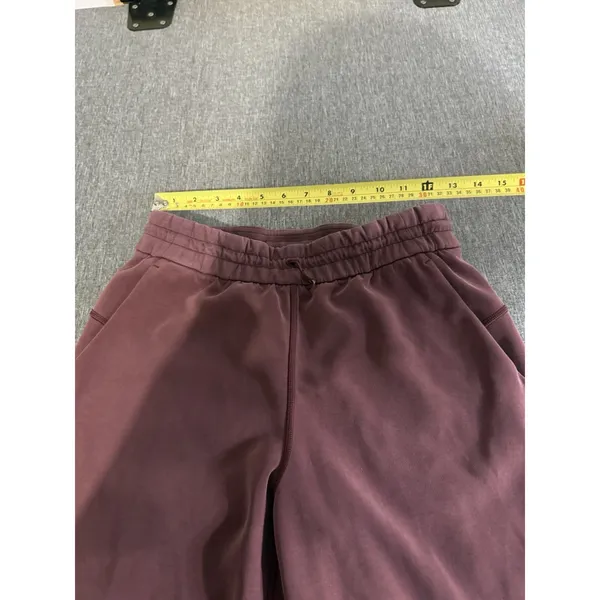 Lululemon women's Softstreme High Rise Maroon Pants Sz 6 - Image 9
