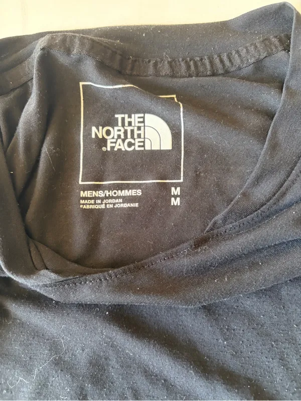 The North Face Women’s Long Sleeve Logo Graphic T-Shirt Black Size Medium - Image 3
