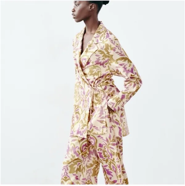 Zara Cream, Gold & Purple Floral Two-Piece Pantsuit set - Image 9