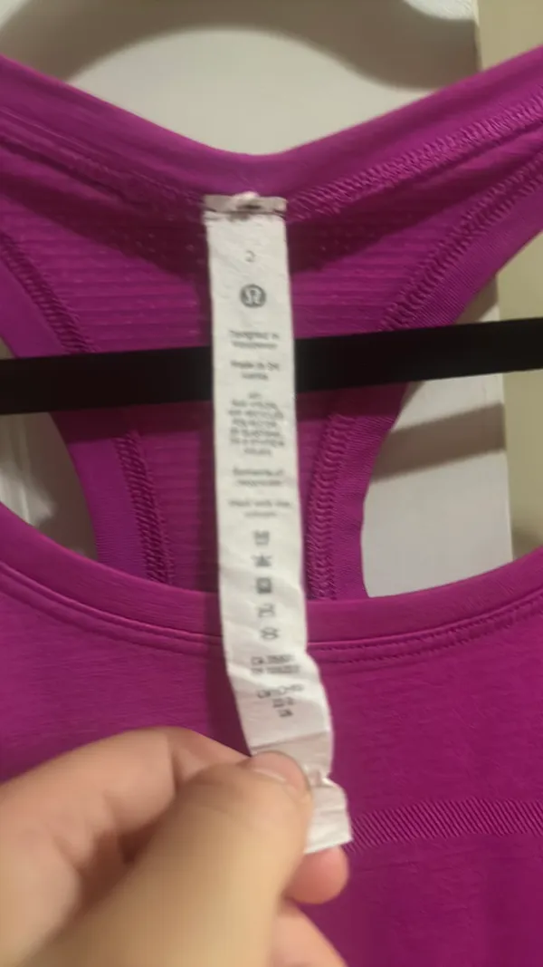 Lululemon Swiftly Tank Size 2 - Image 3