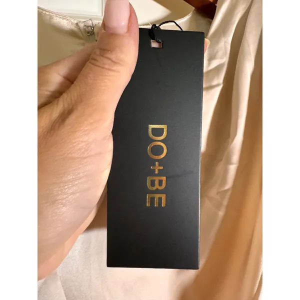 DO+BE Champagne Satin Ruched Mini Dress Sleeveless Padded Shoulder GY0997 NWT - Image 4