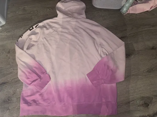 Hello Kitty bioworld unisex 3XL Ombré hoodie 2023 - Image 10