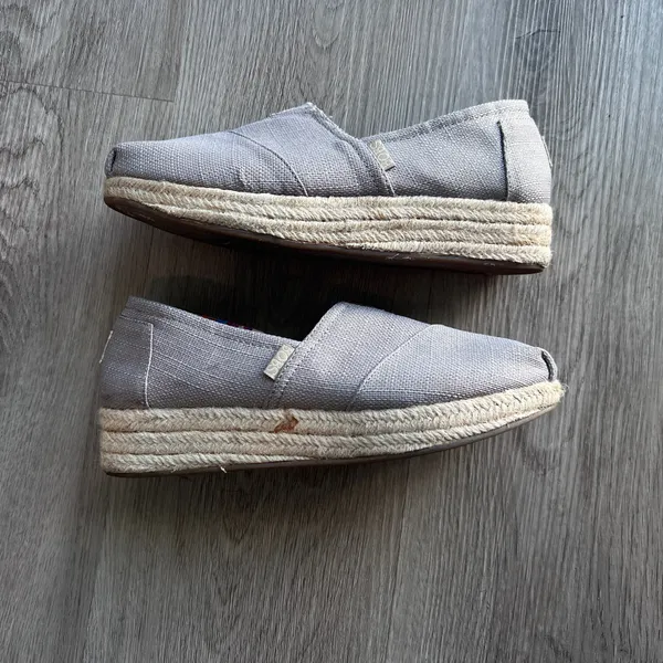Bobs from Skechers Women's Taupe Espadrille Wedge Slip On Shoes Size 8.5 - Image 2