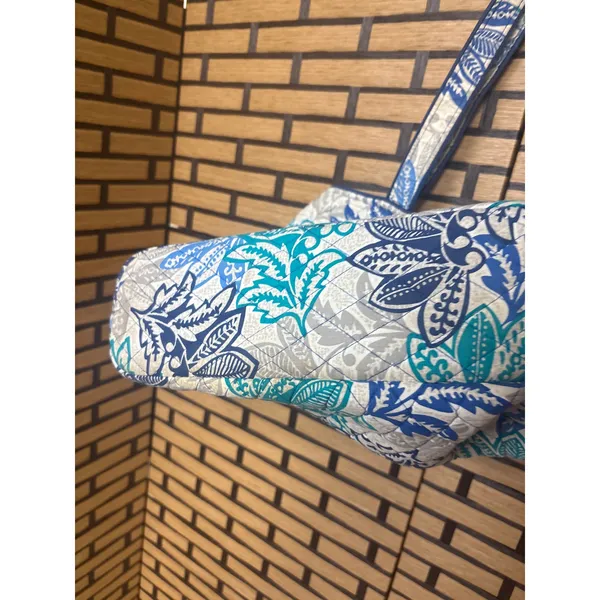 Vera Bradley Tote‎ Bag - Image 5