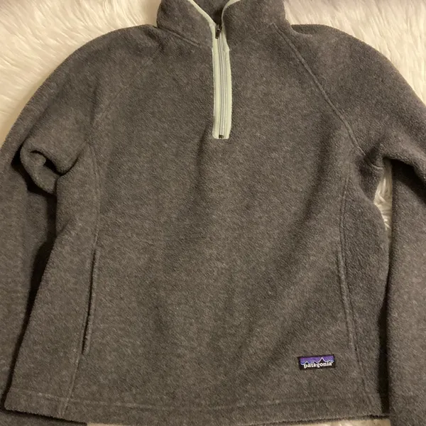 Patagonia Synchilla Women M long 23” and bust 34/36” excellent condition - Image 10
