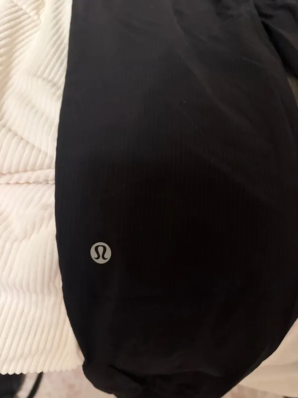 Lululemon Dance Joggers - Image 4