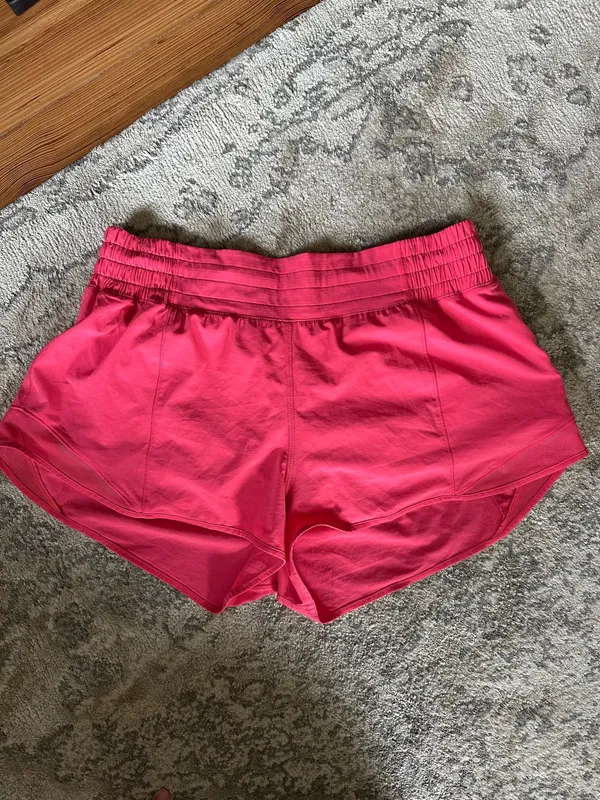 Lululemon Hotty Hot Low-Rise Lined Short 2.5" - Image 3