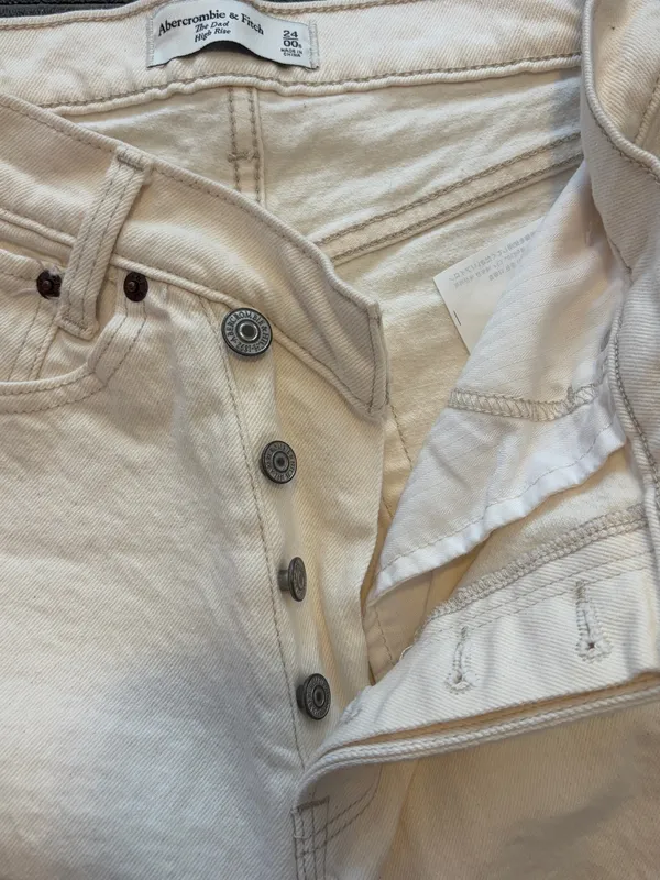 Abercrombie & Fitch Jeans - Image 3