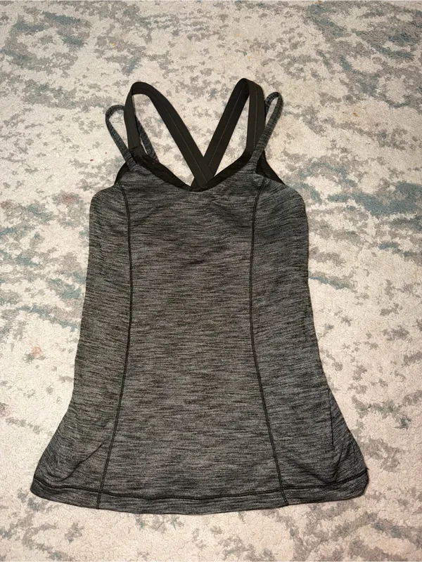 Lululemon Run For Gold Tank Size 4 Heathered Gator Green Deep Camo - Image 3
