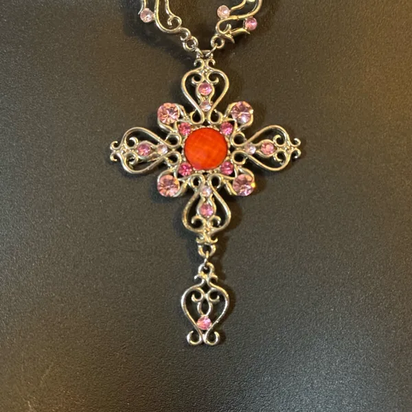 Silver tone Victorian gemstone cross necklace - Image 3