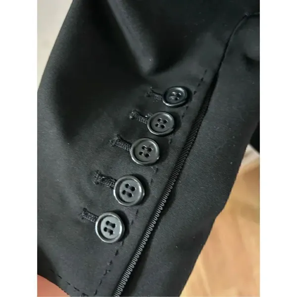 The limited black blazer size 4 - Image 3