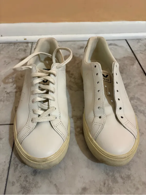 Veja Esplar Leather Logo Sneakers in White - Image 4
