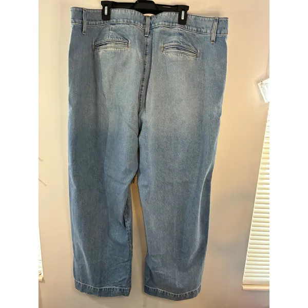 NWT J.Crew Essential‎ Wide Leg Crop Jeans Light Wash Denim Casual Boho Size 37 - Image 2