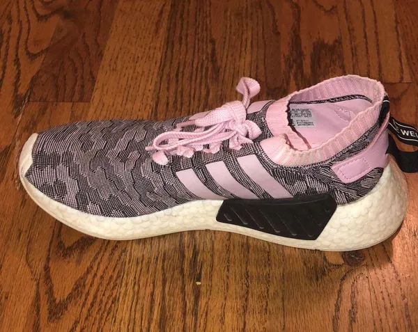 Adidas Originals Womens NMD R1 Shoes - Image 3