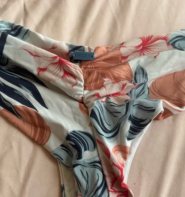 Roxy Bikini Set - Image 3