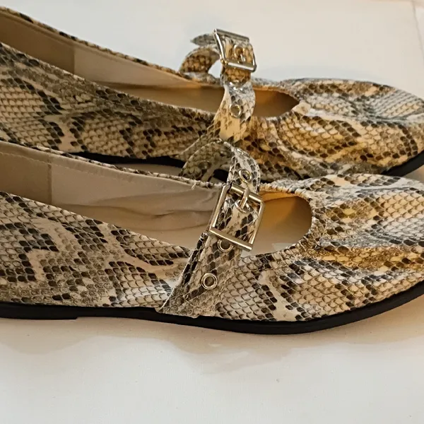 RACHEL Rachel Roy Snake Print Baby Doll Flats Size 8.5 - Image 3