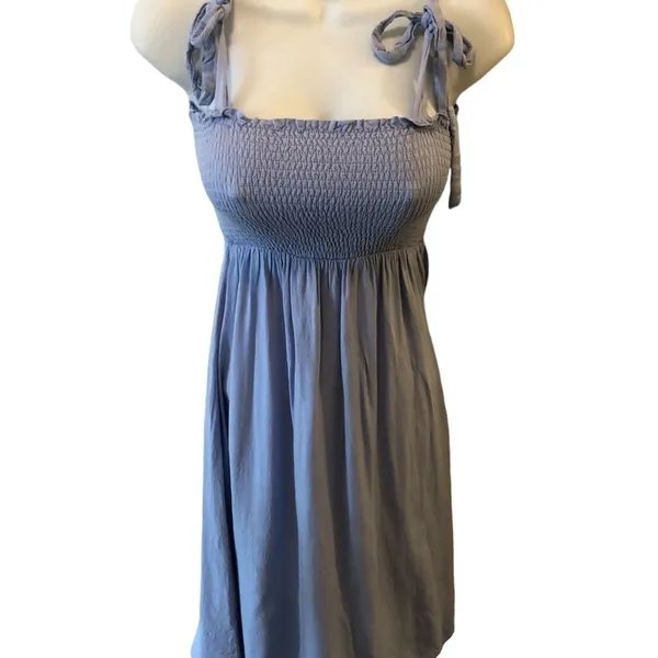 LULU’S Looking Up Blue Chambray Smocked Tie-Strap Midi Dress Sz XS Cottagecore - Image 2