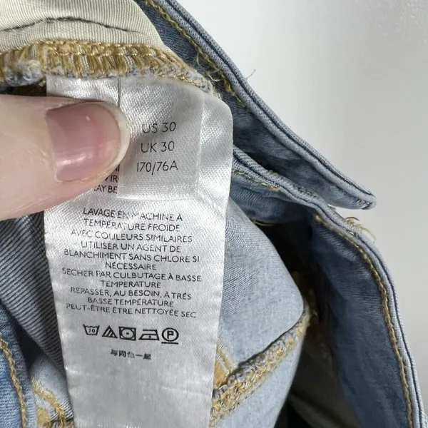We‎ The Free Jeans Light Wash Straight Leg Skinny Fit Stretch Women’s Size 30 - Image 10