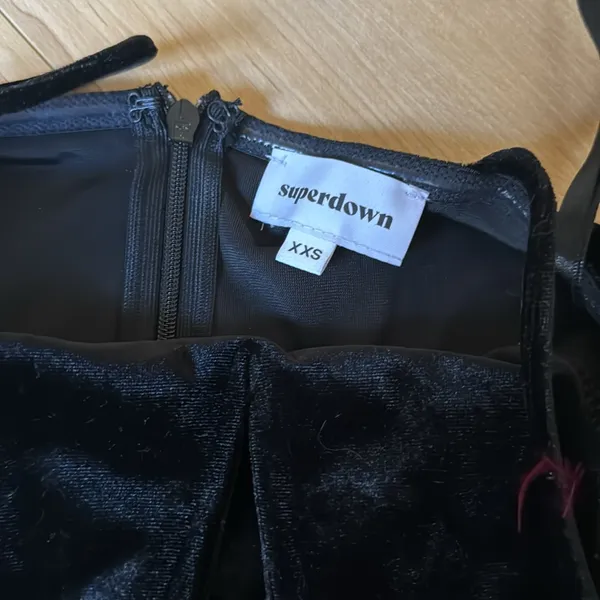 Superdown black mini velvet dress - Image 2
