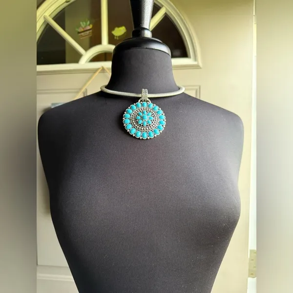 Vintage Y2K western turquoise choker slink necklace - Image 3