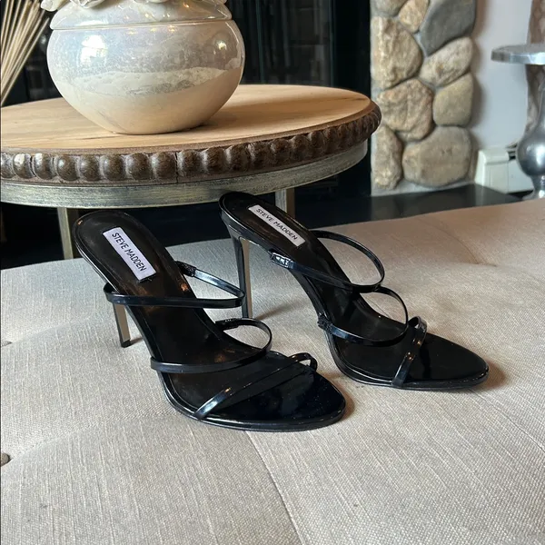 Steve Madden Kamea Black Patent Leather Strappy Slip On Heels Size 11M - Image 3