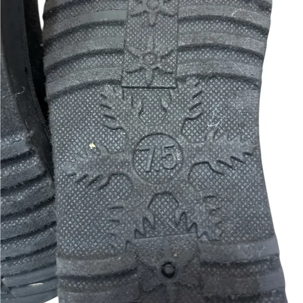 Kohls SO Sophia Black Fur lined Suede Boots - Image 7
