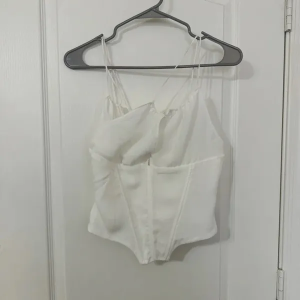 HOUSE OF CB Orla White Chiffon Strappy Corset - Image 6