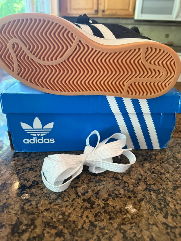 adidas Originals Campus 00s J Sneakers - Black/White, Size 5 big kids - Image 5