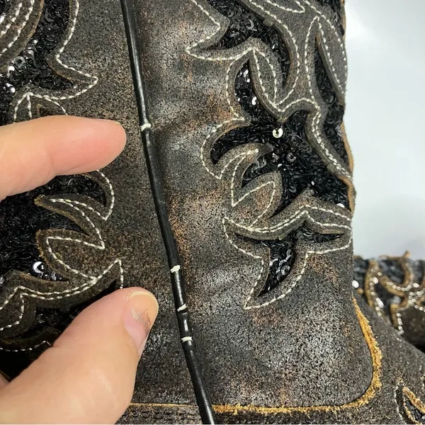 Corral sequin inlay‎ brown suede boots size 7 - Image 5