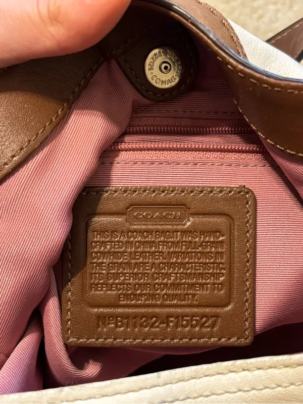 Coach Vintage Soho Hobo Bag - Image 9
