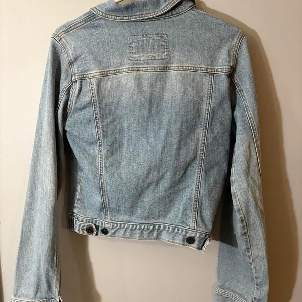 Y2K Hollister light wash denim jacket embroidered pockets 2000s‎ McBling coastal - Image 4
