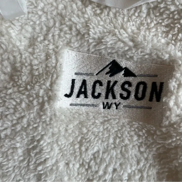 Jackson Hole Wyoming Ivory Fleece Cowl Neck Top Ski & Snowboard Winter Resort - Image 8