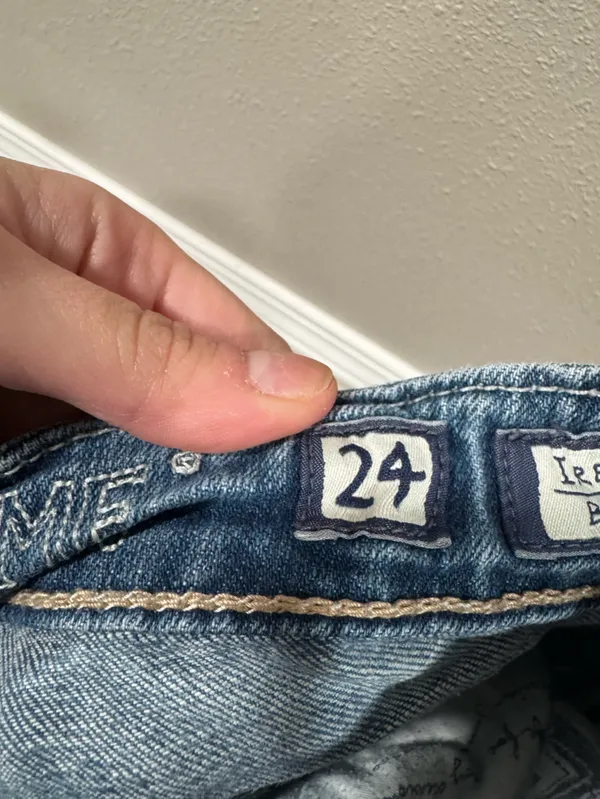 Miss Me Jean Shorts - Image 4