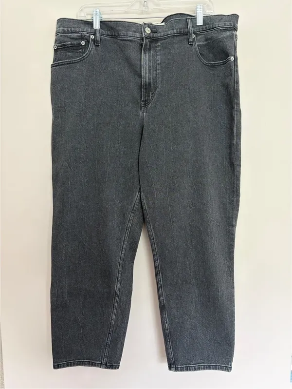 Abercrombie & Fitch The Mom High Rise Jean Faded Black 34/18 - Image 2