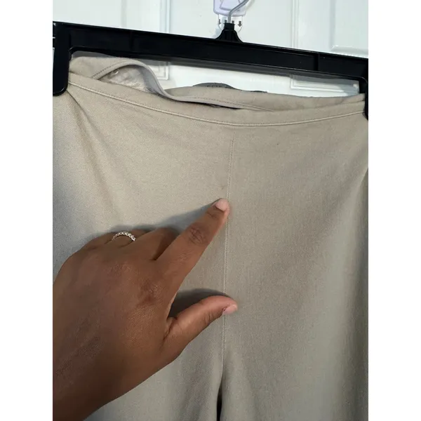 Elie‎ Tahari Taupe Pull On Knit Pants Women's Size 8 Straight Leg Stretch - Image 2