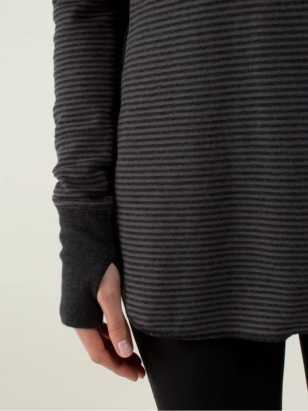Lululemon Open Your Heart Long Sleeve Reversible Striped Yoga Running Workout - Image 4