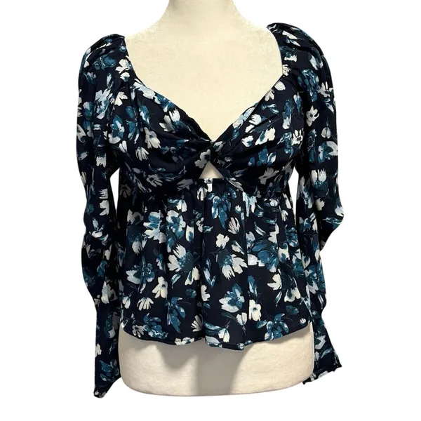 NEW Abercrombie & Fitch A&F Size M Blue Floral Blouse Top Sweetheart Neck - Image 3