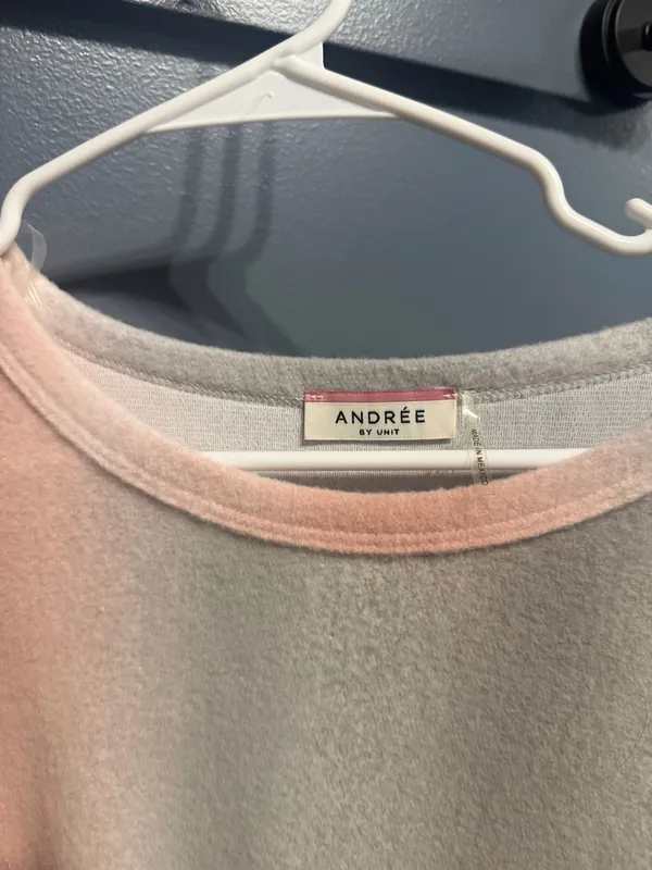 Women’s Sweater Gray Size L - Image 3
