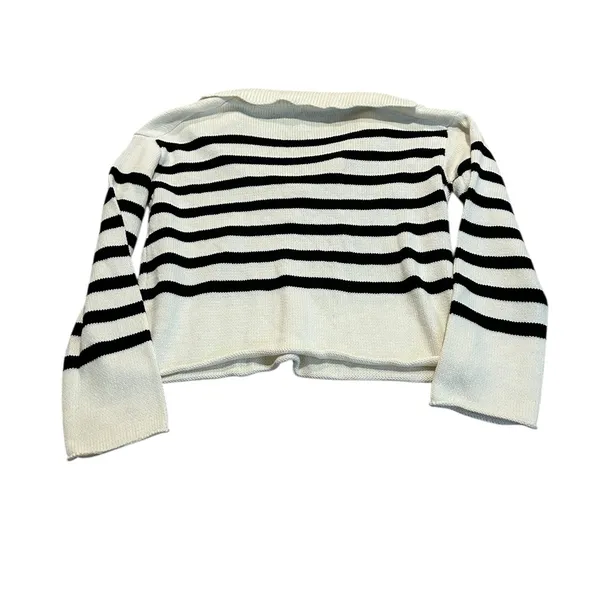 MAURICES nwt slightly cropped striped sweater - Image 4