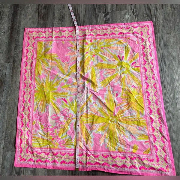 Lilly Pulitzer Pink and White Scarf - Image 5