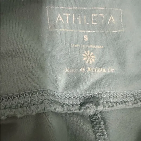 Athleta Elation High-Waisted Bike Shorts Size Small. - Image 5