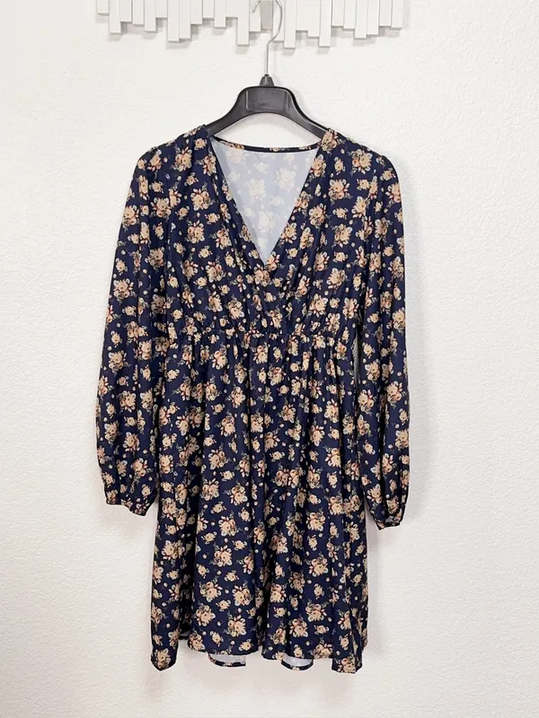Miss Sparkling Navy Floral Surplice V Neck Elastic Waist Midi Dress NWOT - Image 2