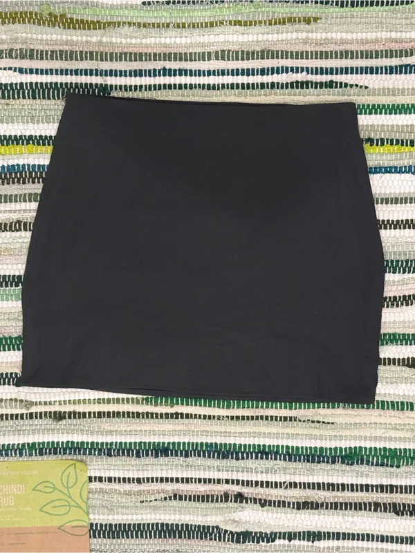 Black Rhinestone Studded Mini Skirt Size 6 - Image 4