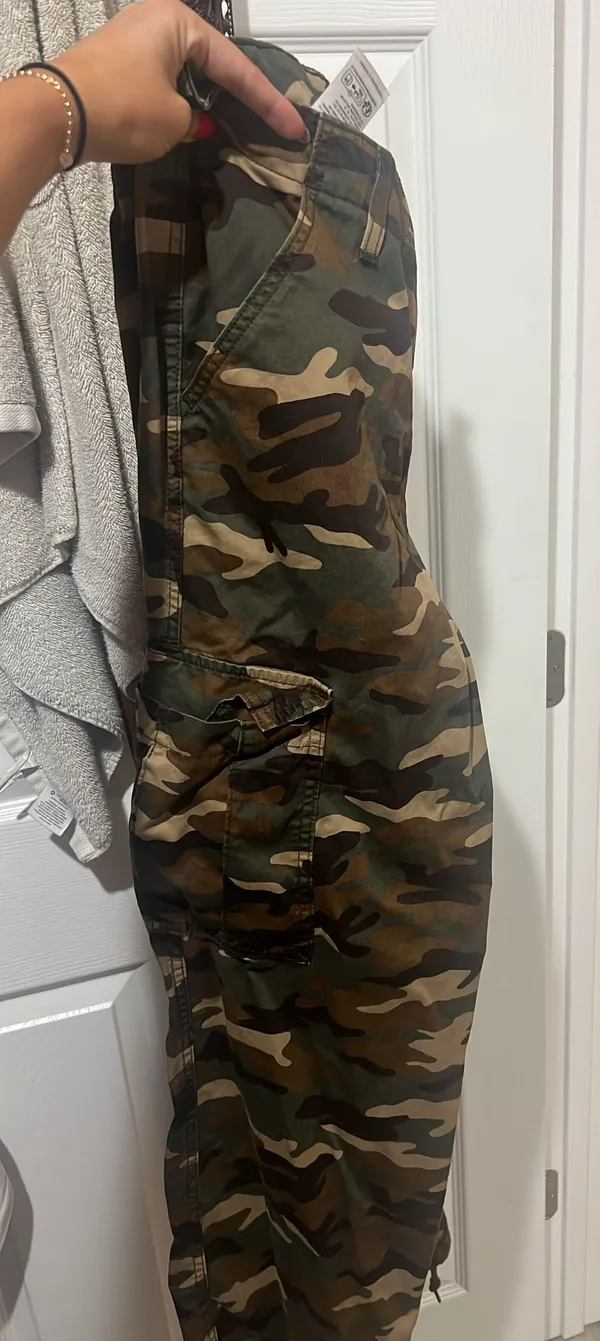 Levi’s Camo Jeans - Image 2