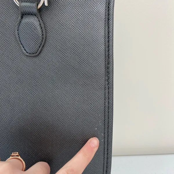 Tahari blue‎ gray silver hardware metallic deep pocket shoulder tote purse bag - Image 3