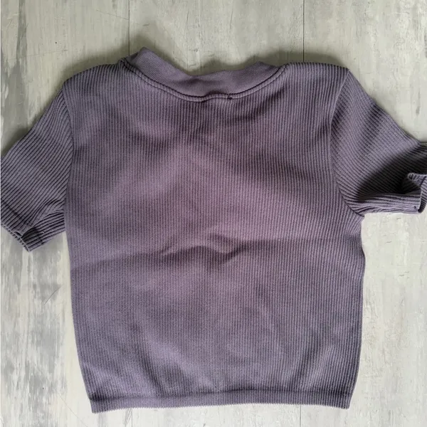 Zara Women's Ribbed Purple Top - Image 4