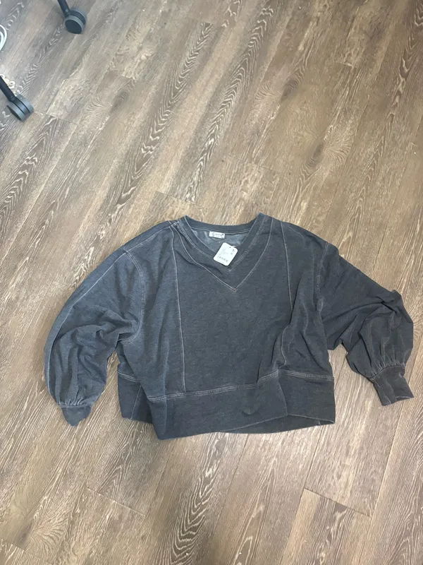 Free People sweatshirt - Image 4
